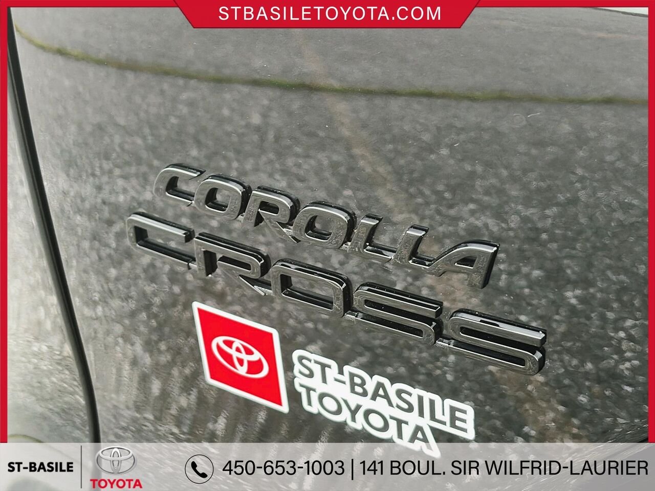 Toyota Corolla Cross HYBRIDE 2024 Noir de jais mica Saint-Basile-le-Grand - photo #5
