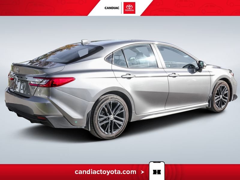 2025 Toyota Camry Grey Blainville - photo #8