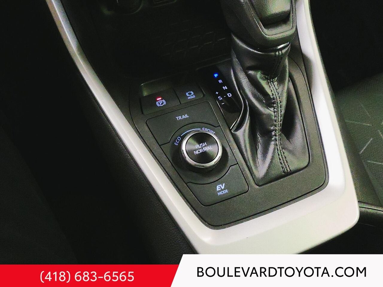 2023 Toyota RAV4 99569A-24 | XLE HYBRIDE, AWD Silver Sky Metallic Québec - photo #16