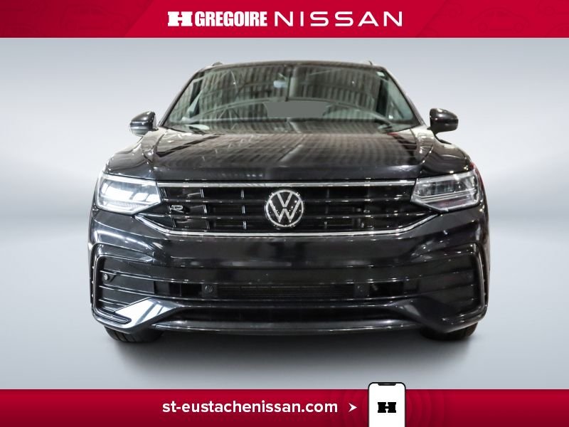 Volkswagen Tiguan Comfortline R-Line Black Edition AWD CUIR TOIT PAN 2023 Noir