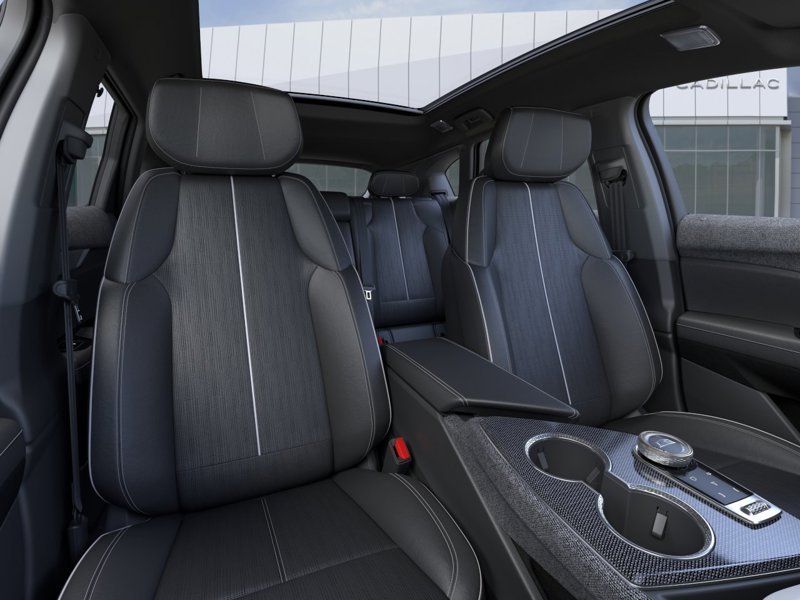 2027 CADILLAC OPTIQ Luxe haut de gamme 4 portes Argent Silver Metallic Sherbrooke - photo #15