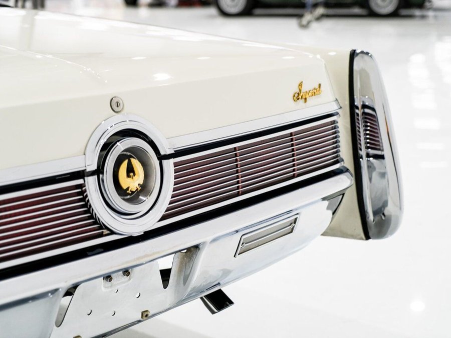 Chrysler IMPERIAL 1968 1968 Blanc