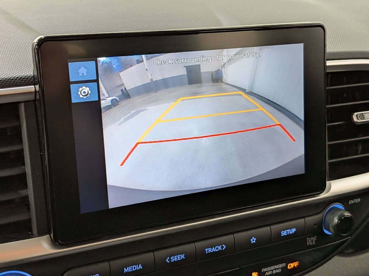 2026 Hyundai Venue Preferred IVT Black Val-David - photo #2