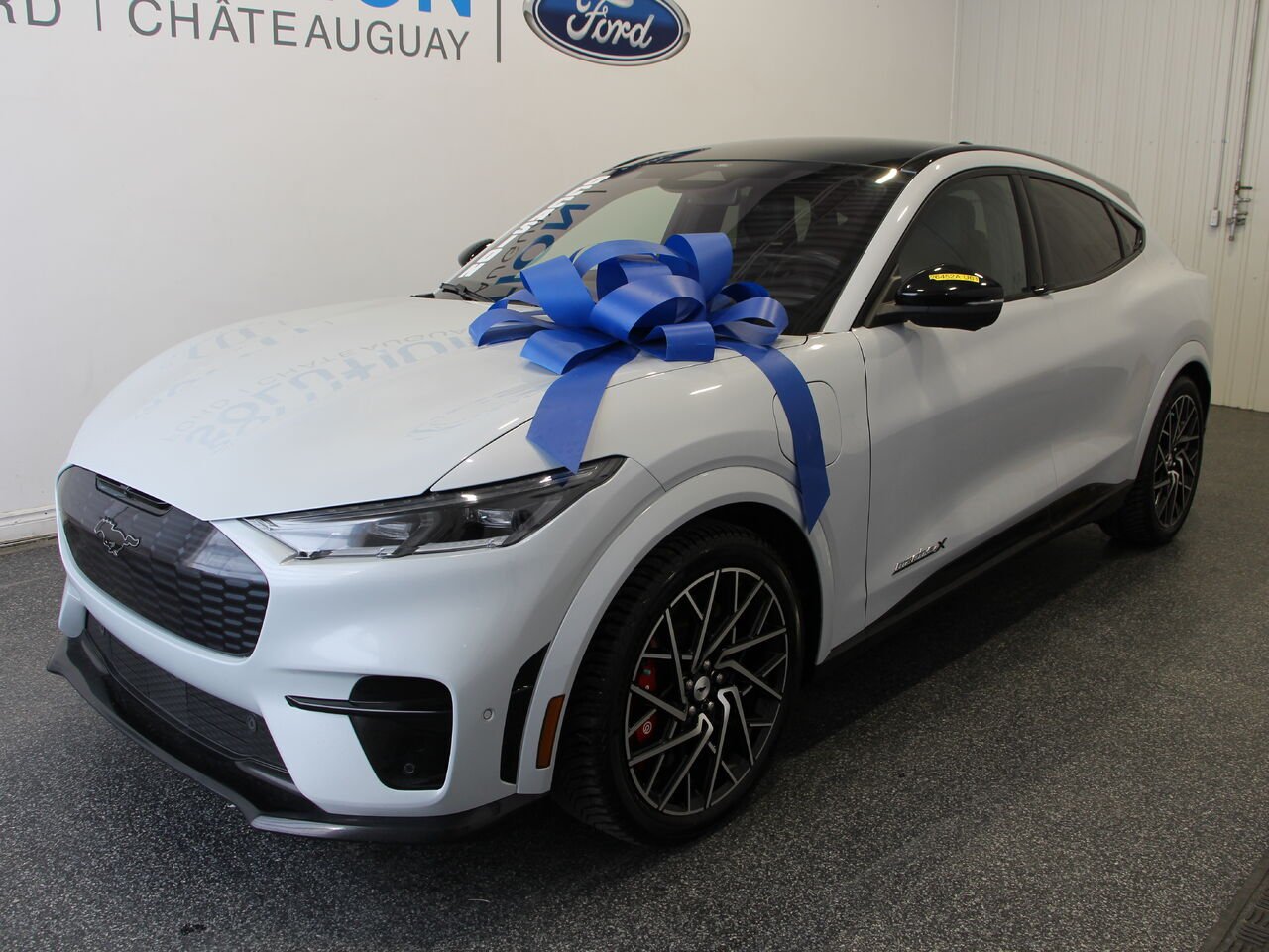2022 Ford Mustang Mach-E GT MACH-E GT White Châteauguay - photo #0