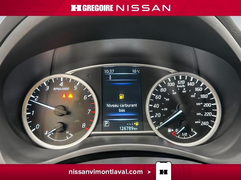 Nissan Sentra 2018 Gris Laval - photo #23