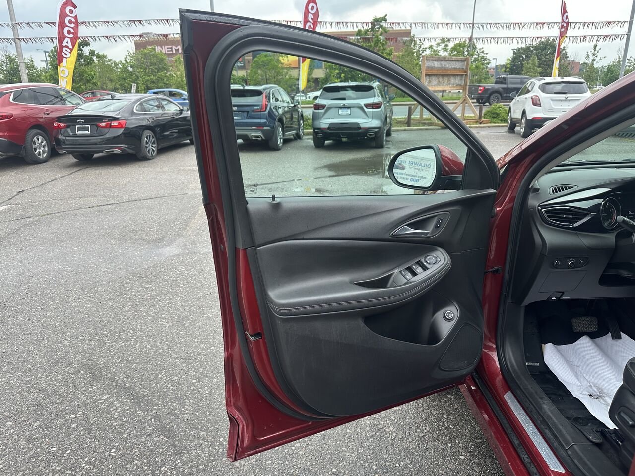 BUICK ENCORE GX PREFERRED Privilégiée 4 portes TI 2023 Rouge Gatineau - photo #1