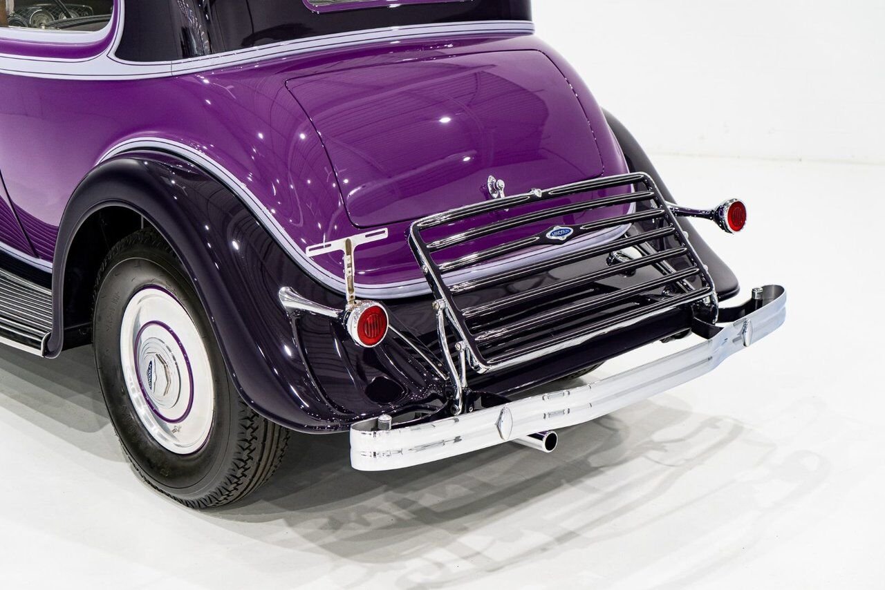 Lincoln KB Victoria Coupe One Of 18 Built, And The Only Known Surviving **PRICE IN USD** 1933 mauve Montréal - photo #27