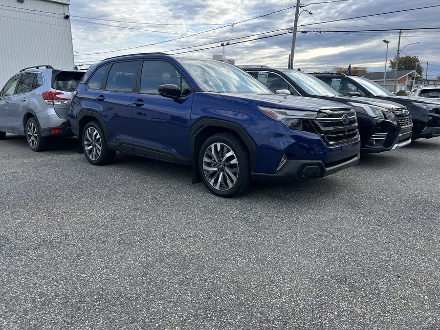 Subaru Forester Premier 2025 Bleu