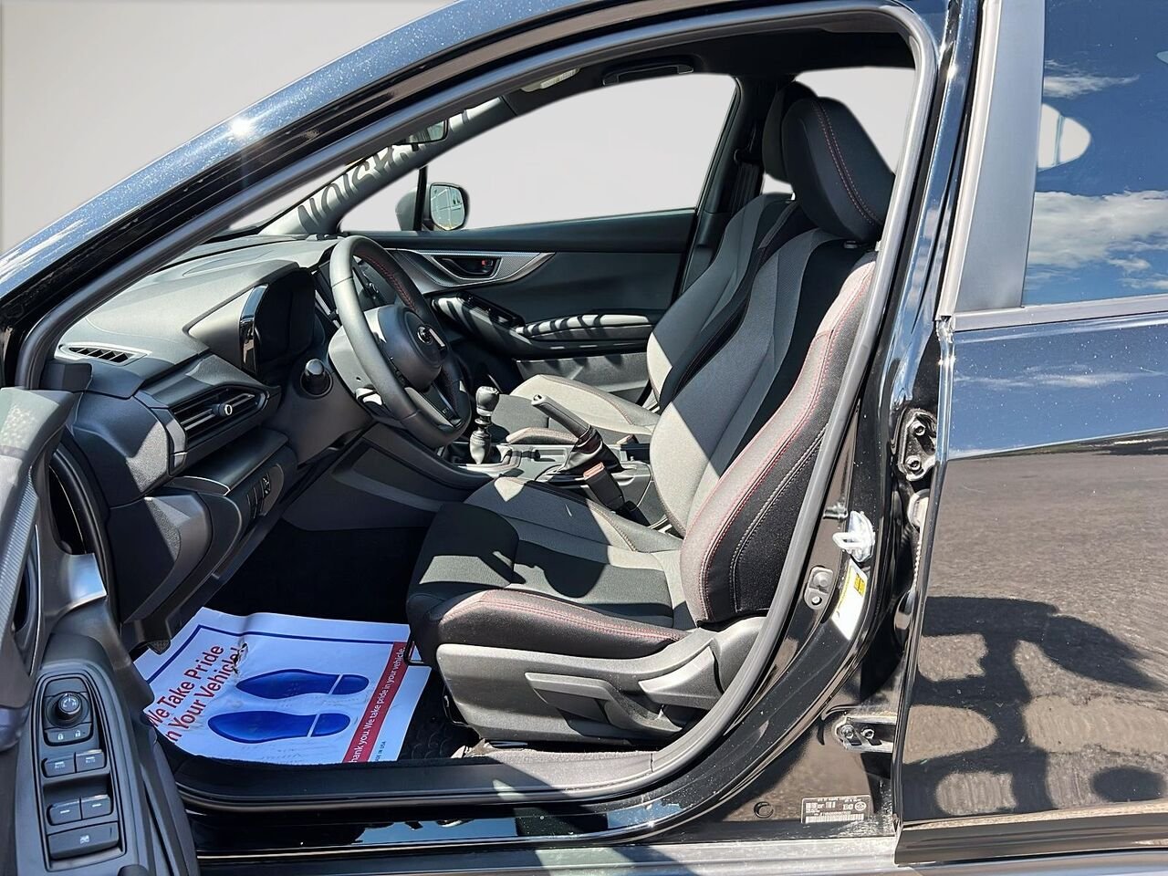 2024 Subaru WRX MANUELLE Black Québec - photo #8
