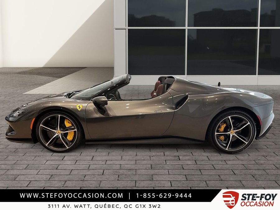 Ferrari 296 GTS 2024 2024 Gris