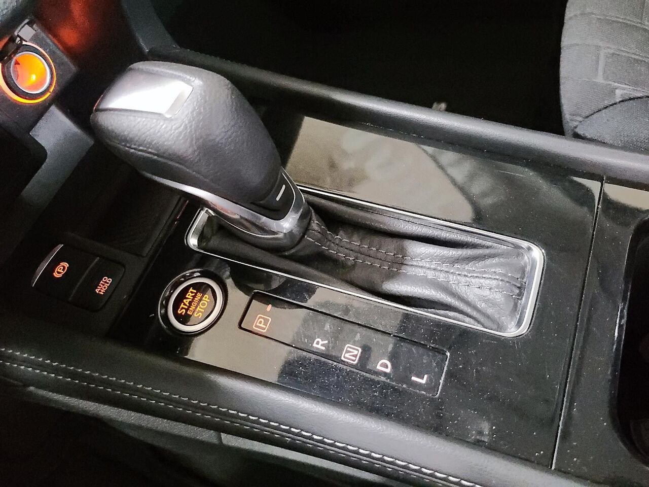 2021 Nissan Kicks SV TA Black Québec - photo #17