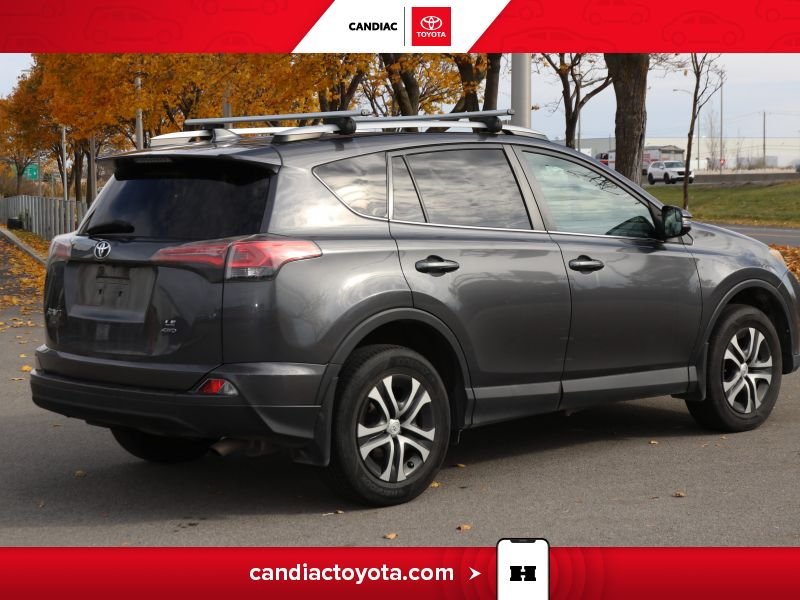 2016 Toyota Rav 4 Grey Candiac - photo #10