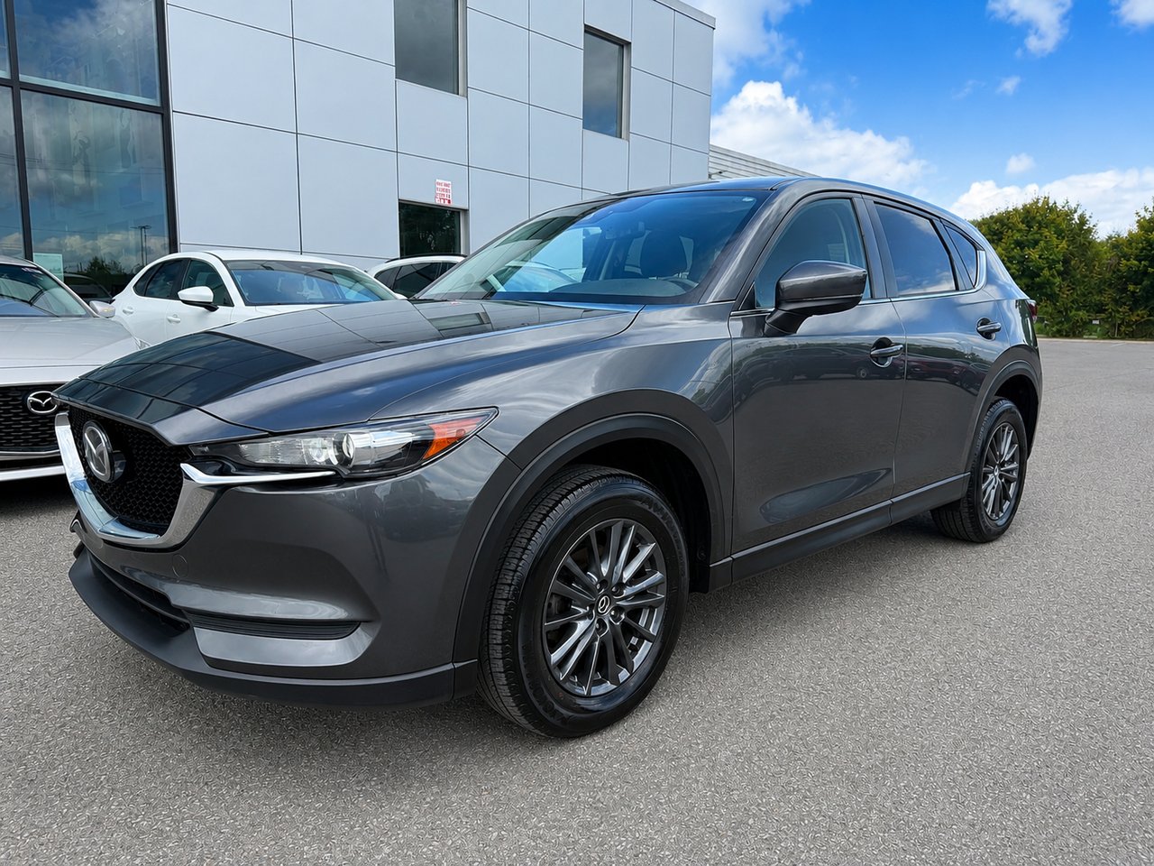 2021 Mazda CX-5 Grey Châteauguay - photo #2
