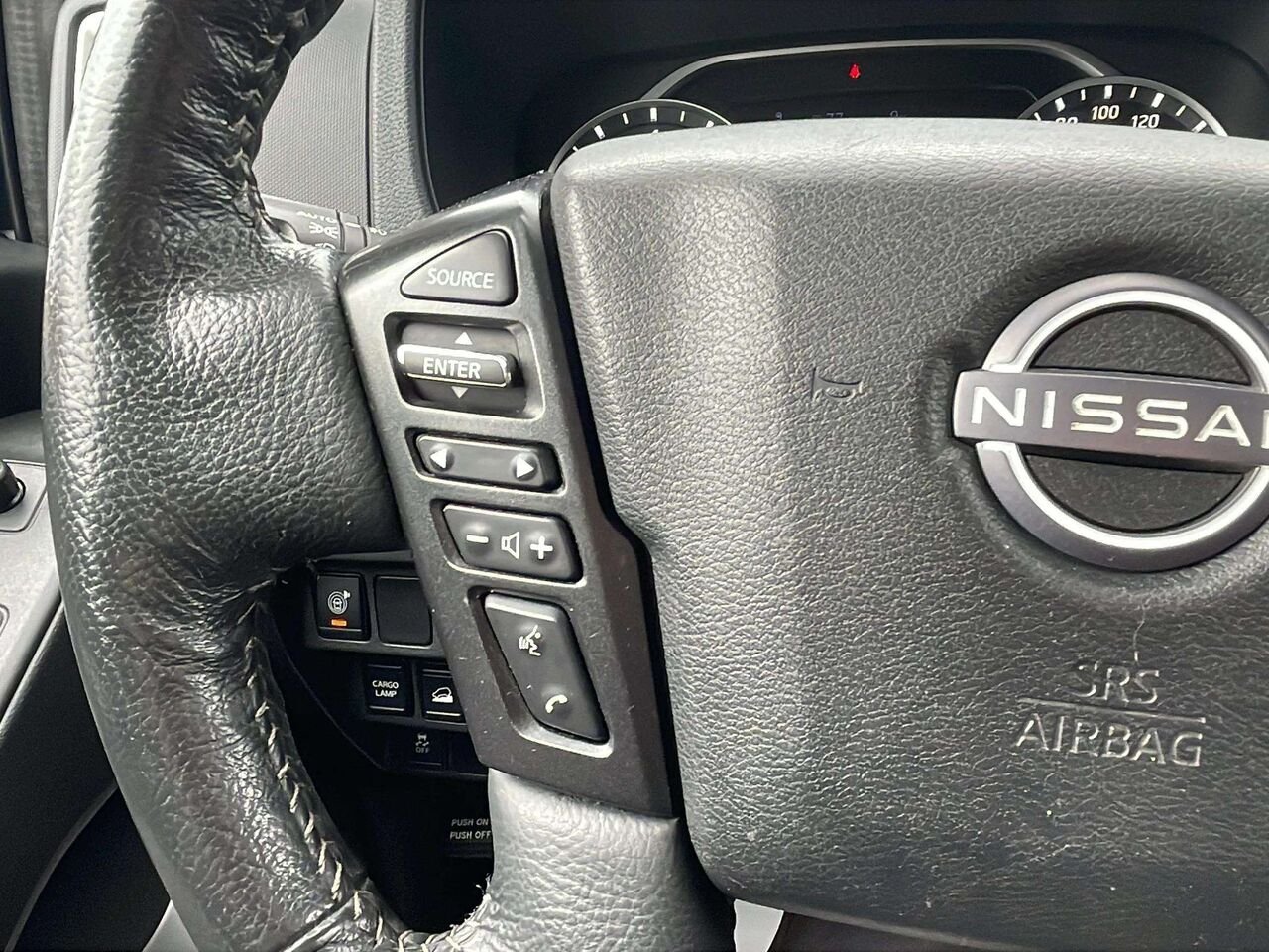 Nissan Frontier 2022 Blanc Gatineau - photo #13