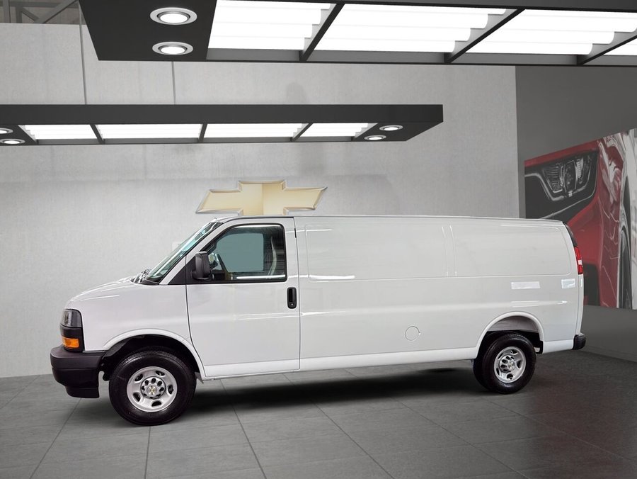 Chevrolet Fourgonnette Express utilitaire Traction arrière 2500 155 po 2026 BLANC SOMMET