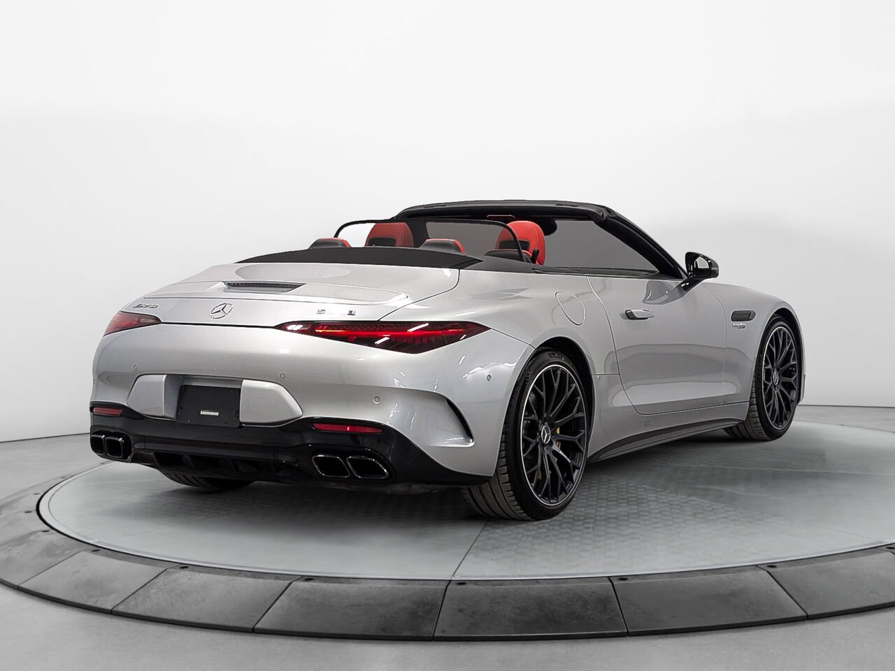MERCEDES SL 63 AMG Option Burmester et Suspension Active 4Matic 2023 Gris Sherbrooke - photo #11