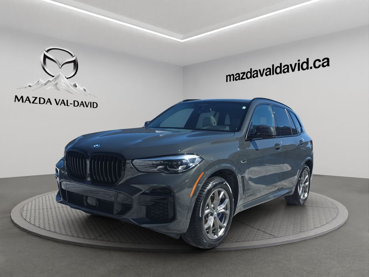 2023 BMW X5 X5 xDrive45e hybride rechargeable, conduite assisté, M pack Green Val-David - photo #0