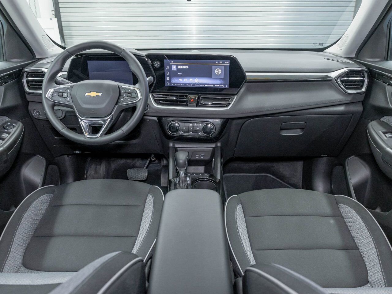 2026 Chevrolet Trailblazer LT AWD *SIÈGES / VOLANT CHAUF* CARPLAY *BAS KM* Marina Blue Saint-Jérôme - photo #10