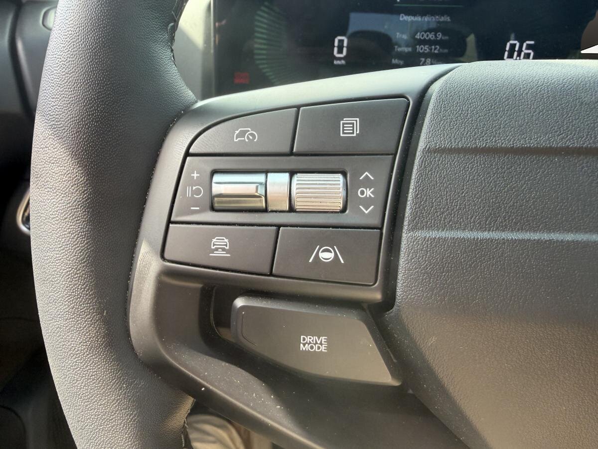 2025 Kia K4 Black  - photo #9