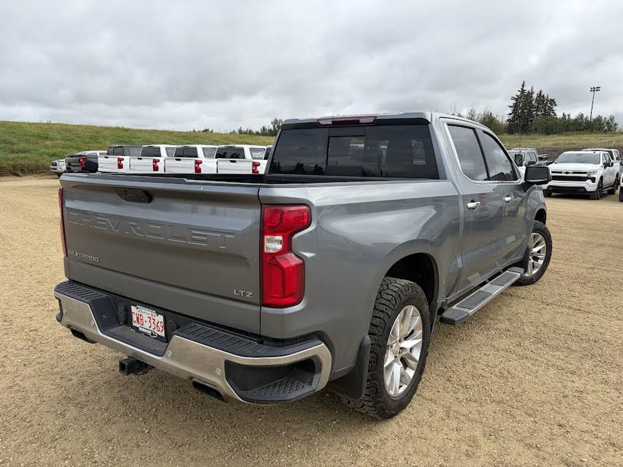 2019 Chevrolet Silverado 1500 4WD Crew Cab 147 LTZ Grey Sherwood Park - photo #4