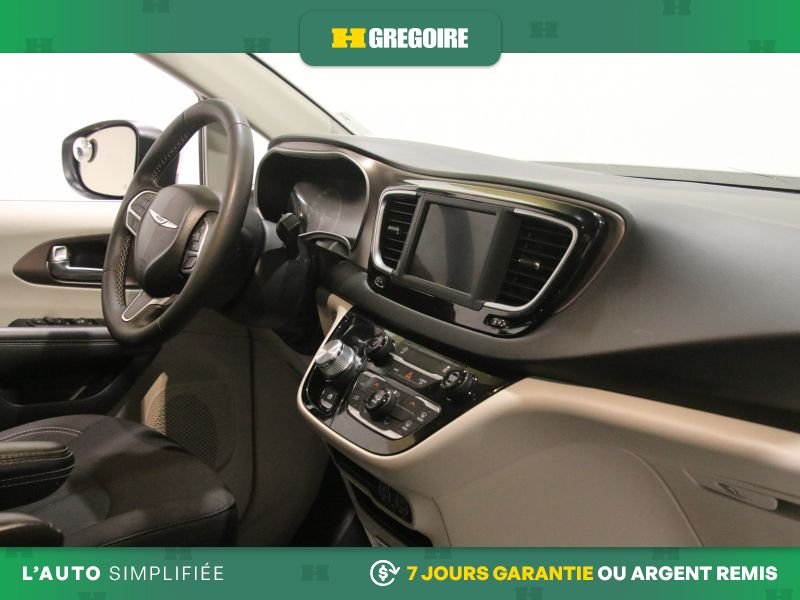 2023 Chrysler Grand Caravan White Blainville - photo #30