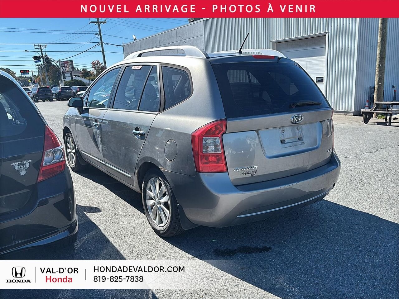 Kia Rondo Familiale 4 portes, 4 cyl. en ligne, EX 2012 Argent Val-d'Or - photo #2