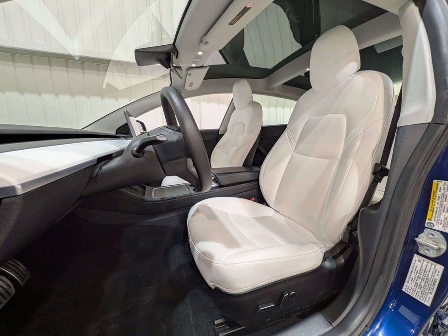 Tesla Model 3 Standard Range Plus RWD 2021 Bleu