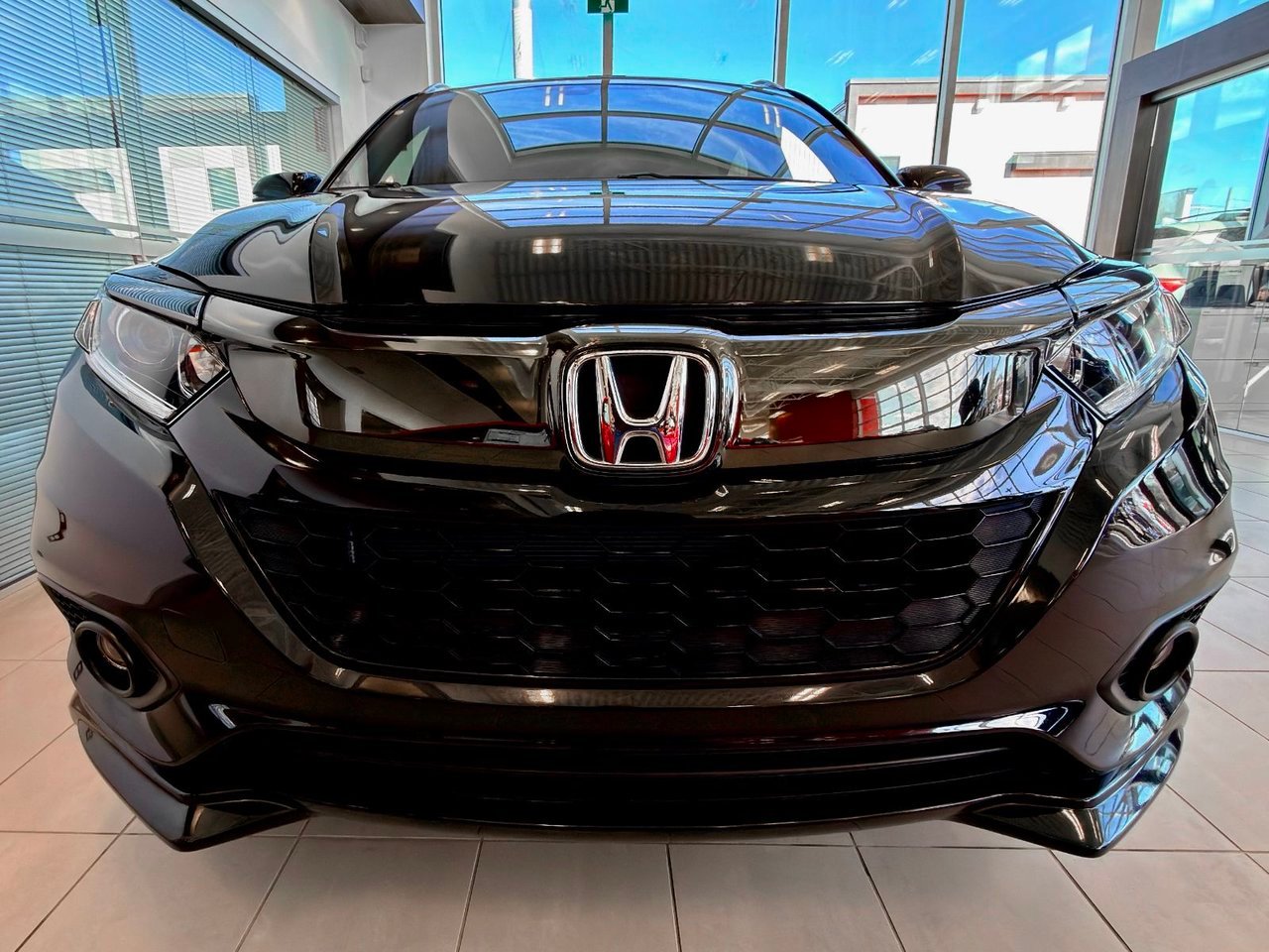 Honda HR-V 2021 Noir Notre-Dame-des-Prairies - photo #4