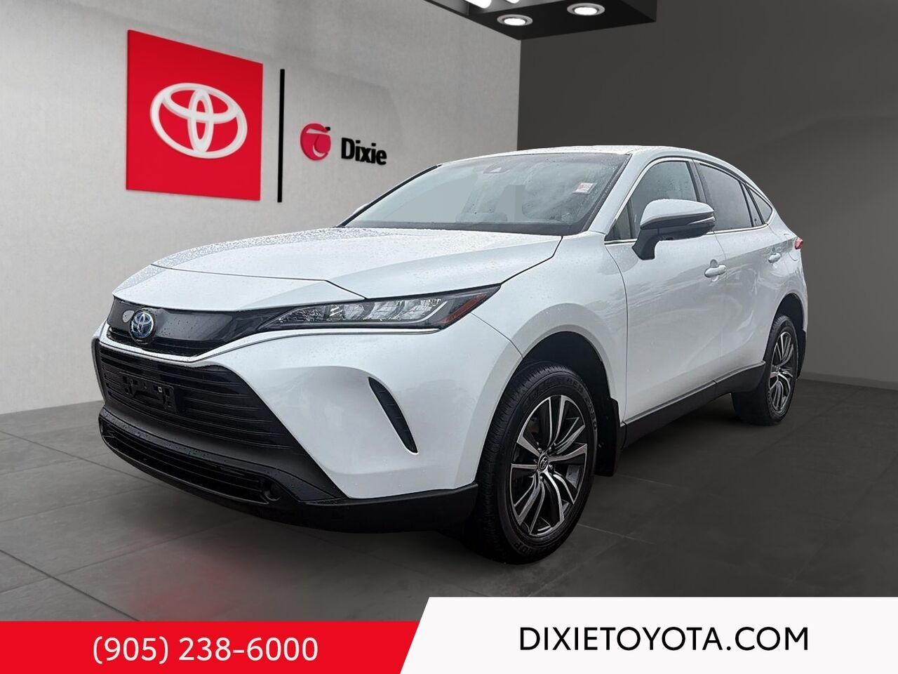 2023 Toyota Venza HYBRID LE AWD / HEATED SEATS / TOYOTA SAFETY SENSE / CARPLAY AND ANDROID AUTO White Mississauga - photo #0