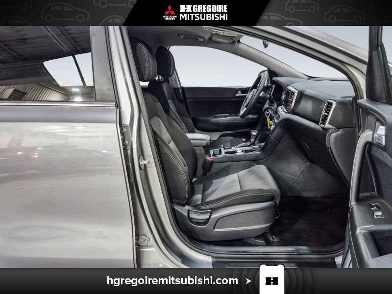 2020 Kia Sportage Grey Laval - photo #15