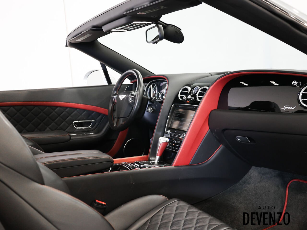 2017 Bentley Continental Silver Saint-Eustache - photo #11