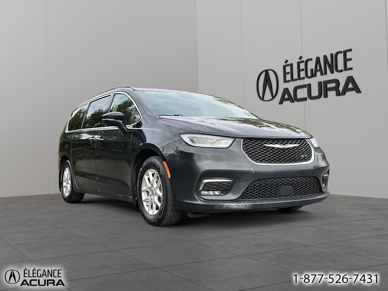 2022 Chrysler Pacifica Touring L | A8787 Black Granby - photo #2