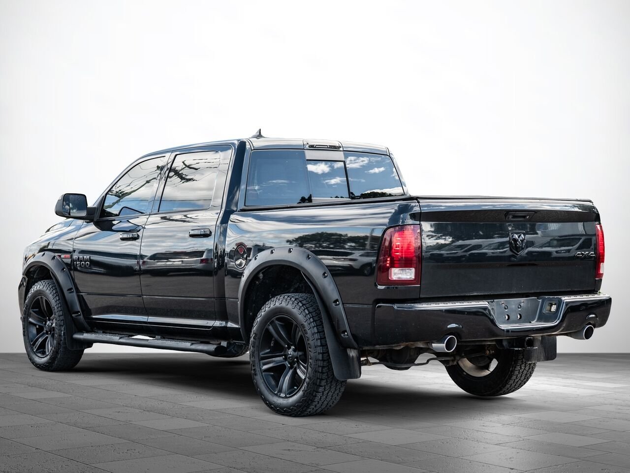 Ram 1500 2018 Noir Sainte-Julienne - photo #0