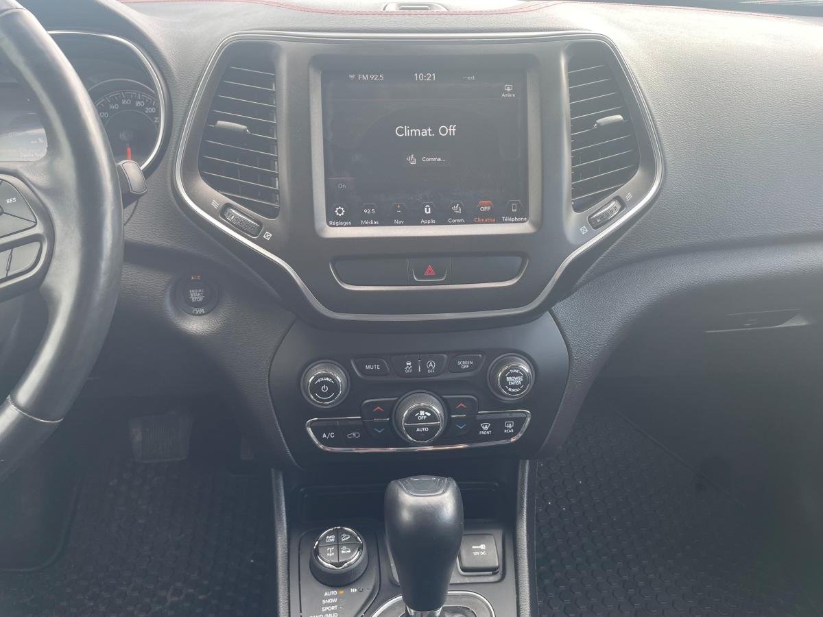 2019 Jeep Cherokee White La Sarre - photo #8