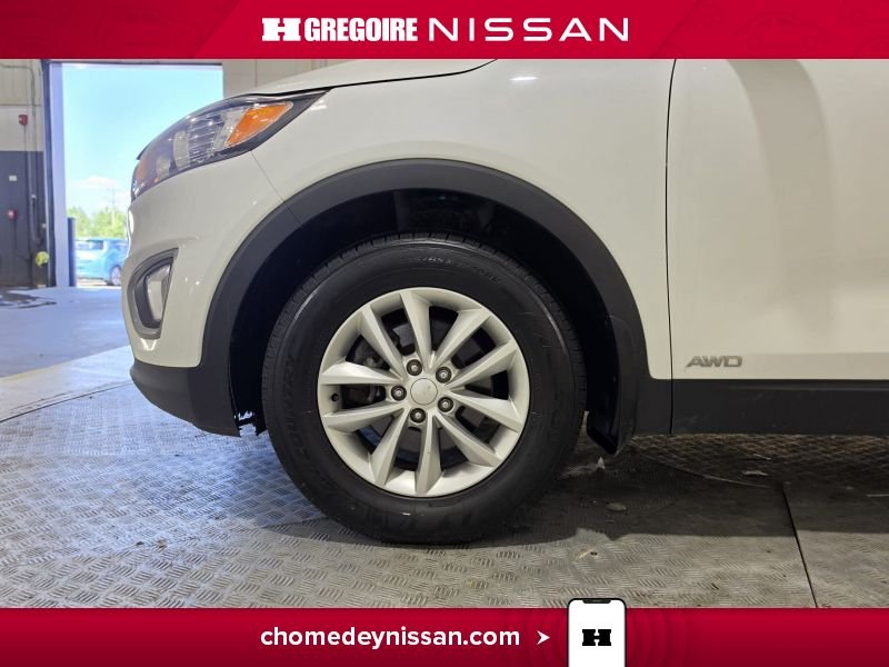 2016 Kia Sorento White Laval - photo #11