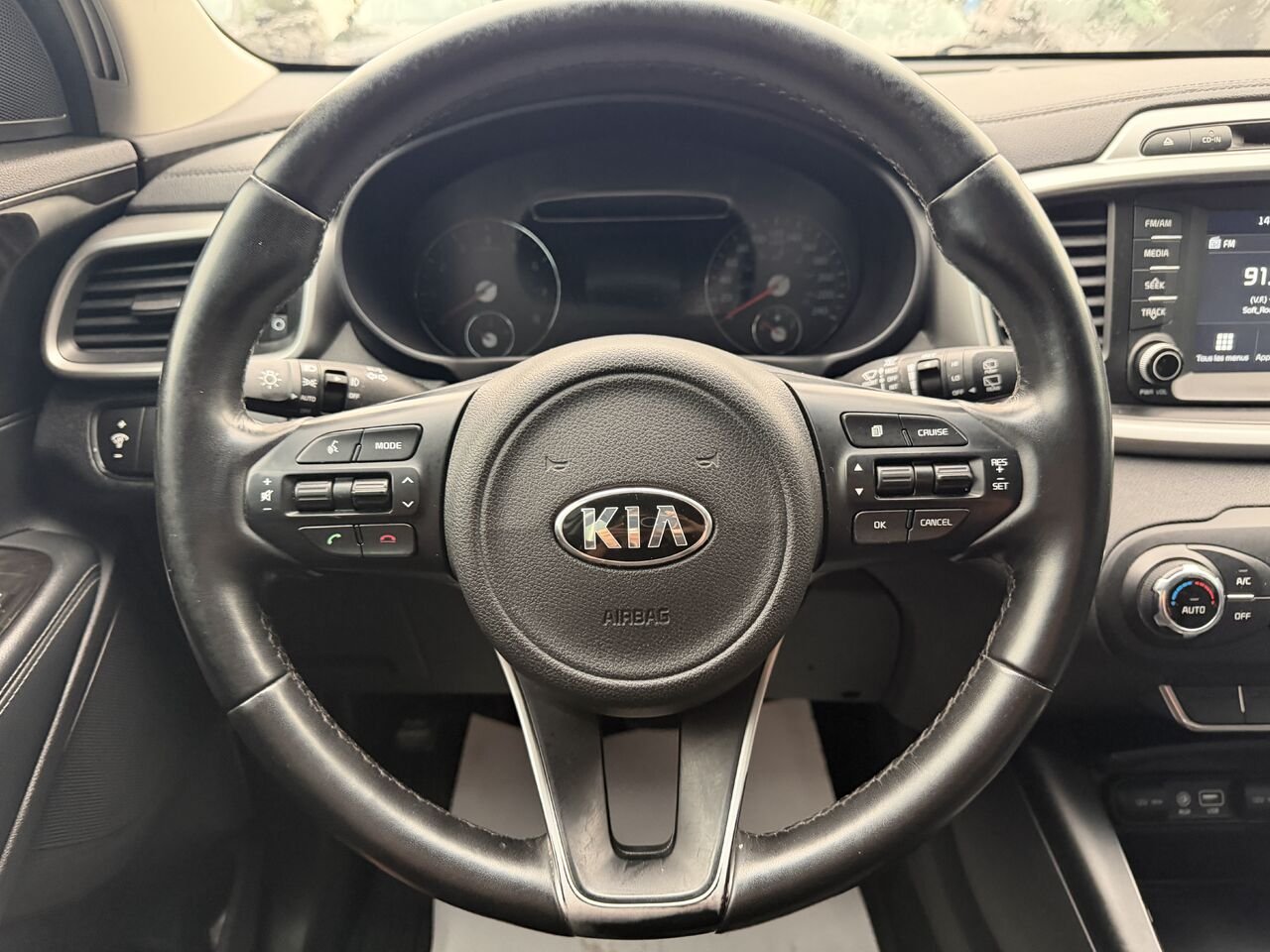 2017 Kia Sorento Silver Ste-Marie - photo #11