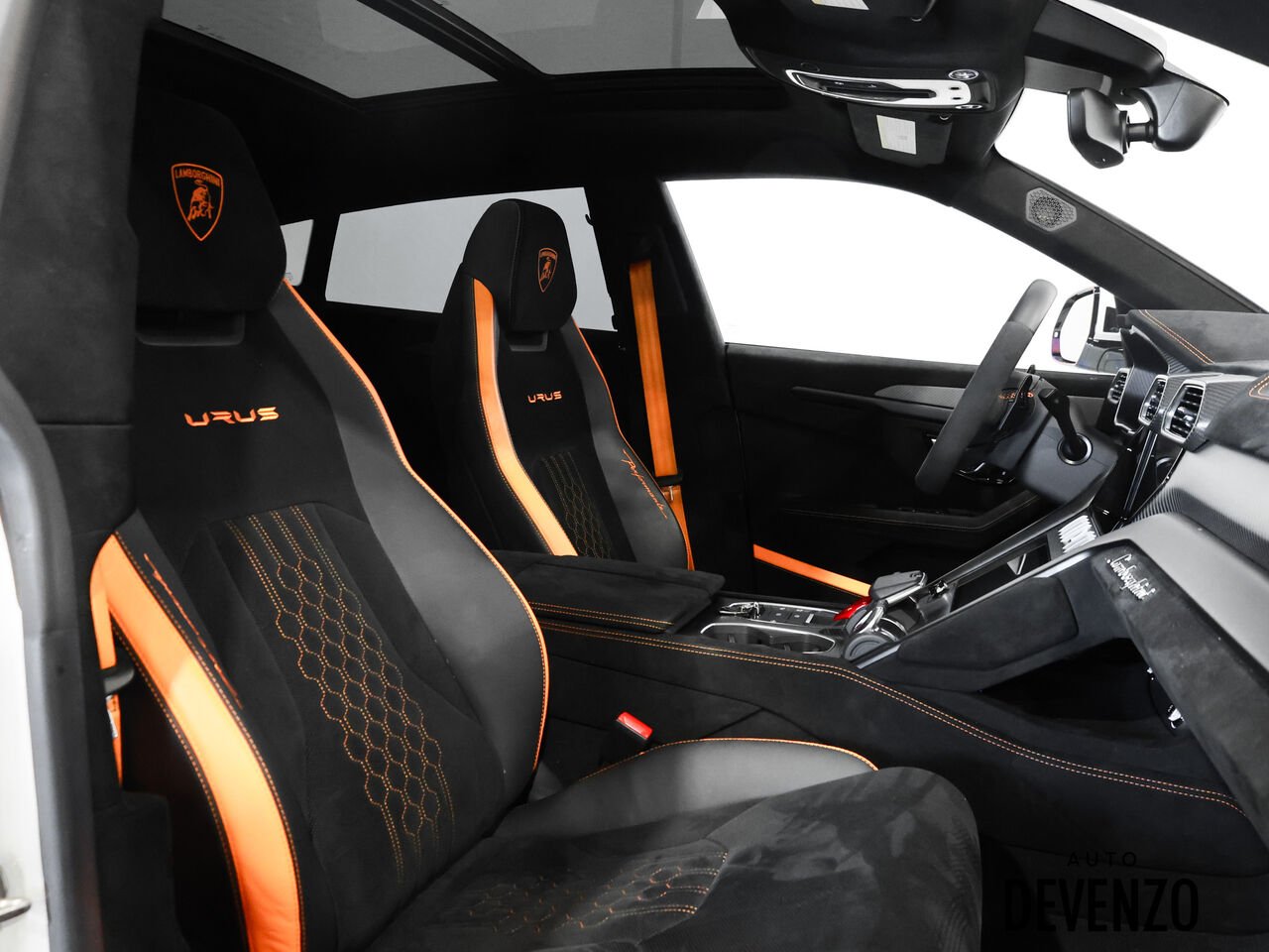 2023 Lamborghini Urus White Saint-Eustache - photo #5