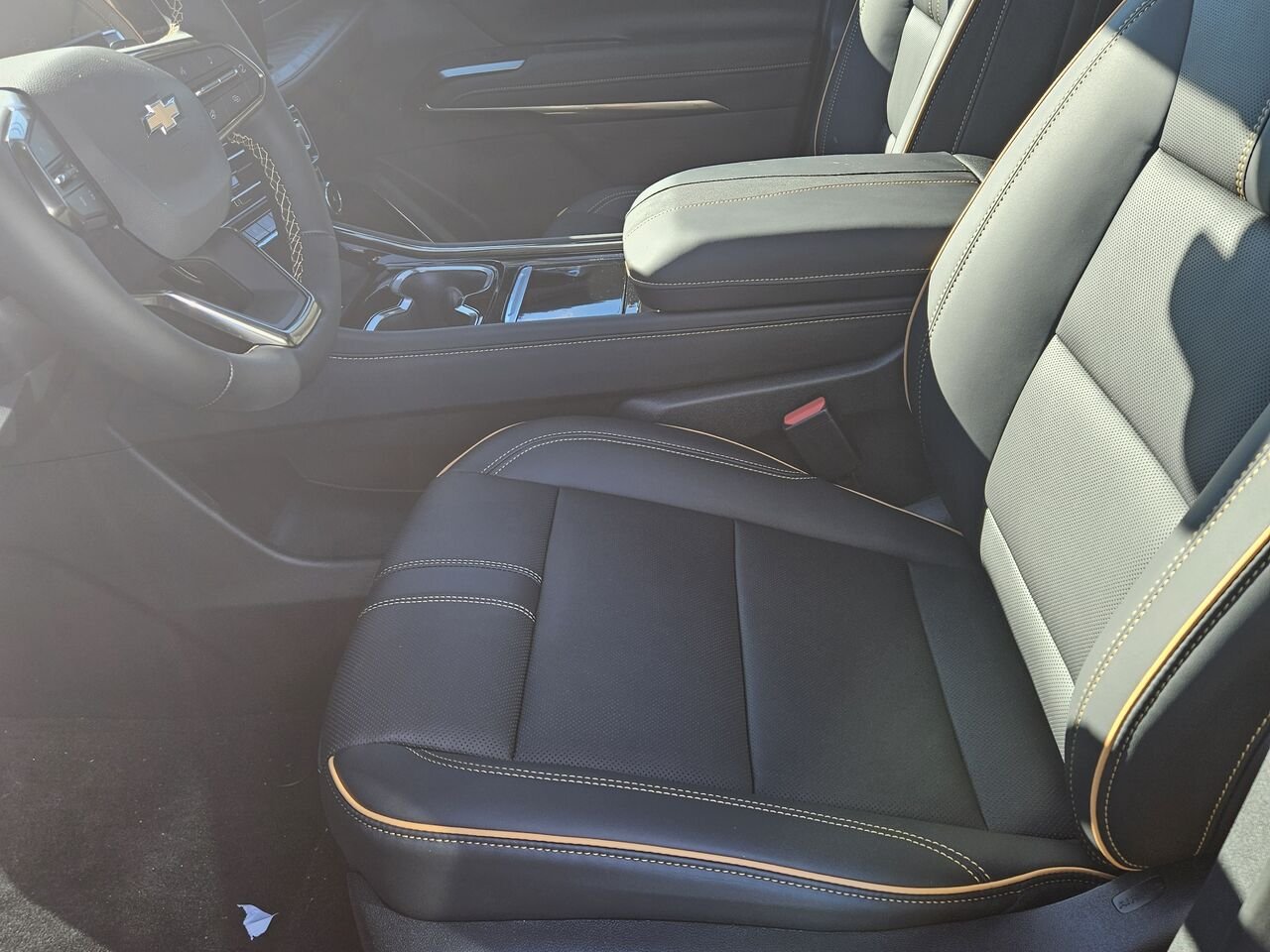 2027 Chevrolet Traverse High Country 4 portes TI Mosaic Black Metallic Thetford Mines - photo #12