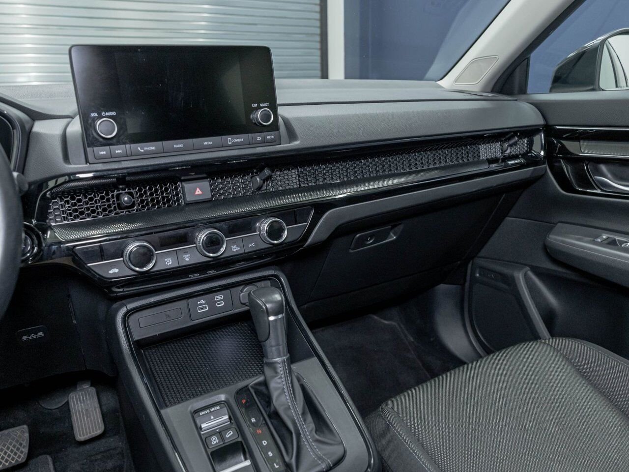 Honda CR-V SPORT AWD *TOIT* SIÈGES CHAUFF HAYON ELECT CARPLAY 2025 Noir Saint-Jérôme - photo #19