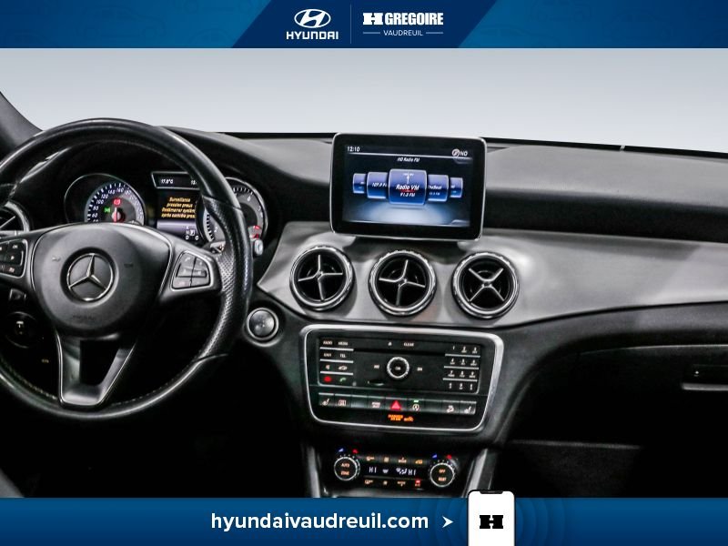 2016 Mercedes Benz GLA Black Saint-Eustache - photo #19