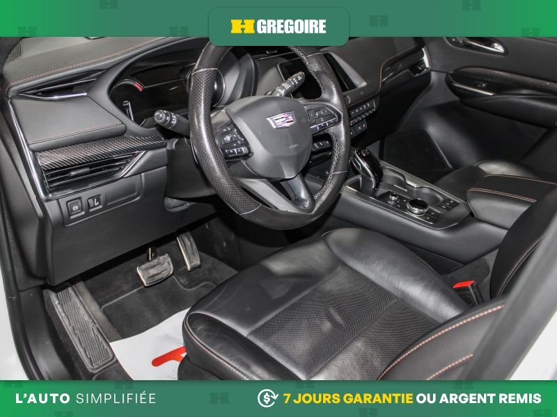 2020 Cadillac XT4 White Blainville - photo #15