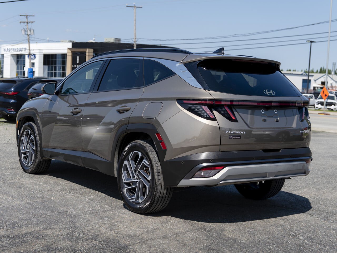 2025 Hyundai Tucson Hybrid Brown Val-d'Or - photo #3