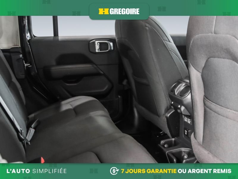 Jeep Wrangler 729636 | Unlimited Sahara 4WD AUTO A/C MAGS NAV CAM RECUL B 2022 Gris Laval - photo #27