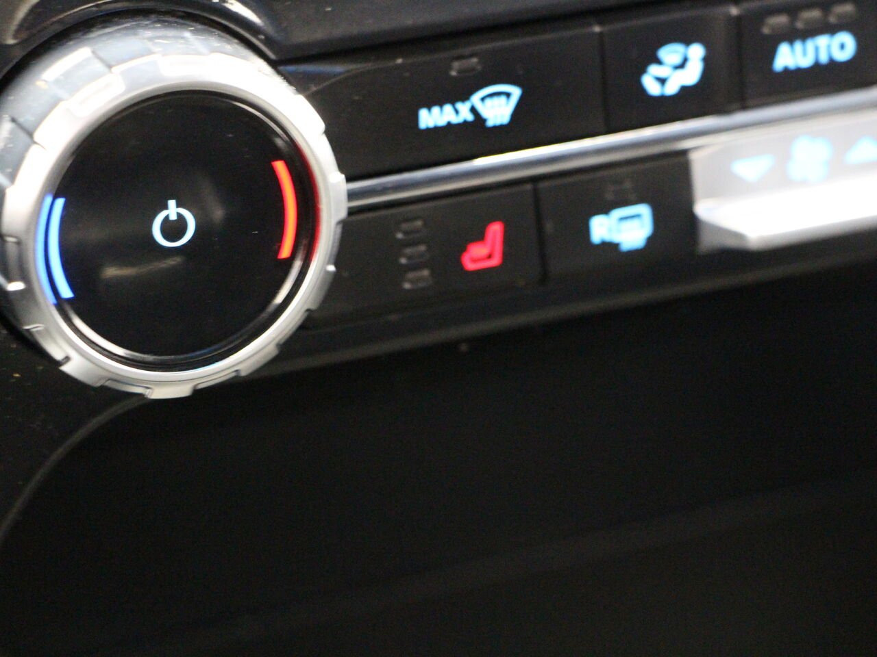 Ford F-150 Lightning XLT F150 LIGHTNING XLT 2024 Rouge Châteauguay - photo #19