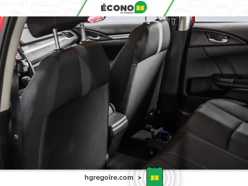 2019 Honda Civic Red Blainville - photo #17