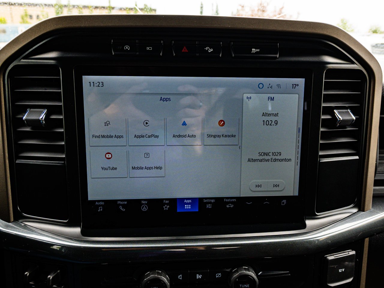 2024 Ford F-150 STX 4WD SuperCrew 5.5' Box White Sherwood Park - photo #21