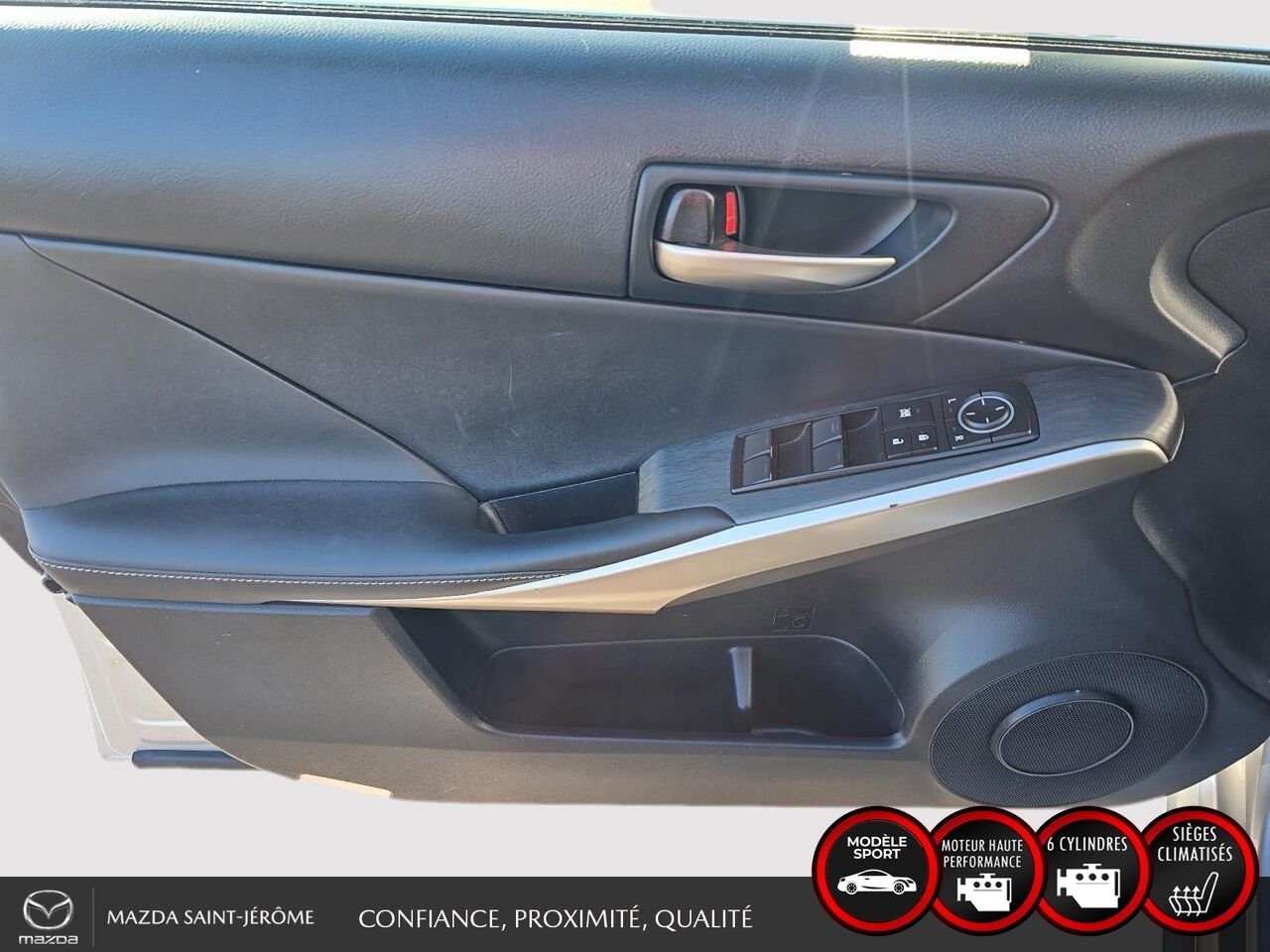 Lexus IS 300 F SPORT | 1 PROPRIÉTAIRE | AWD | V6 | TOIT OUVRANT | CUIR 2019 Gris Saint-Jérôme - photo #11