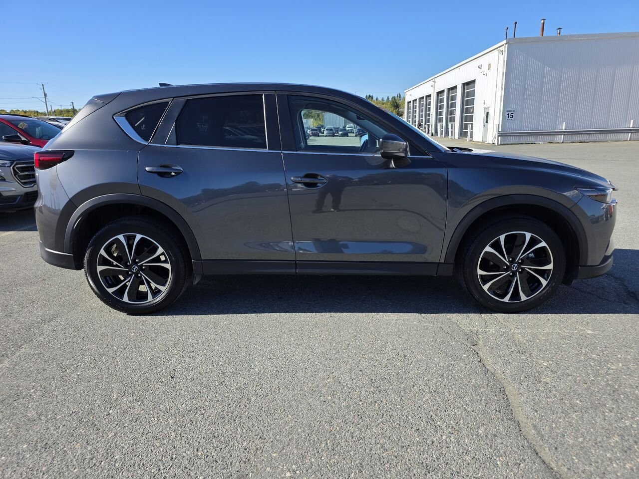 Mazda CX-5 GS 2024 Gris Rouyn-Noranda - photo #6
