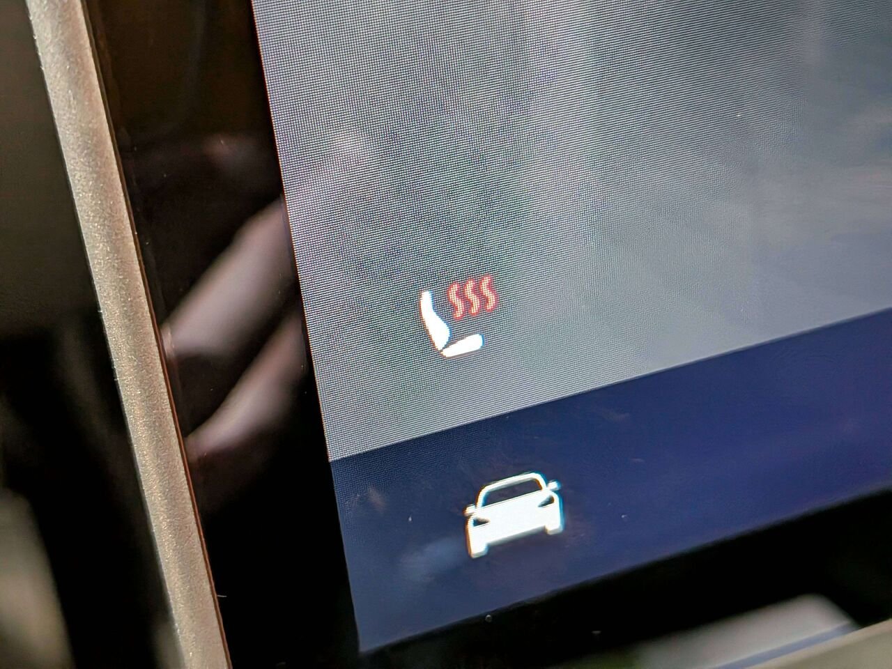 2020 Tesla Model Y Long Range AWD Red Val-David - photo #2