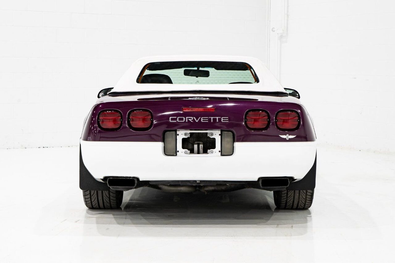 Chevrolet Corvette Convertible Pace Car 1995 Mauve Montréal - photo #25